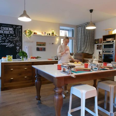 Mamma Ciccia Holiday Home - Lake Front Apartment แมนเดลโล เดล ลาริโอ ภายนอก รูปภาพ