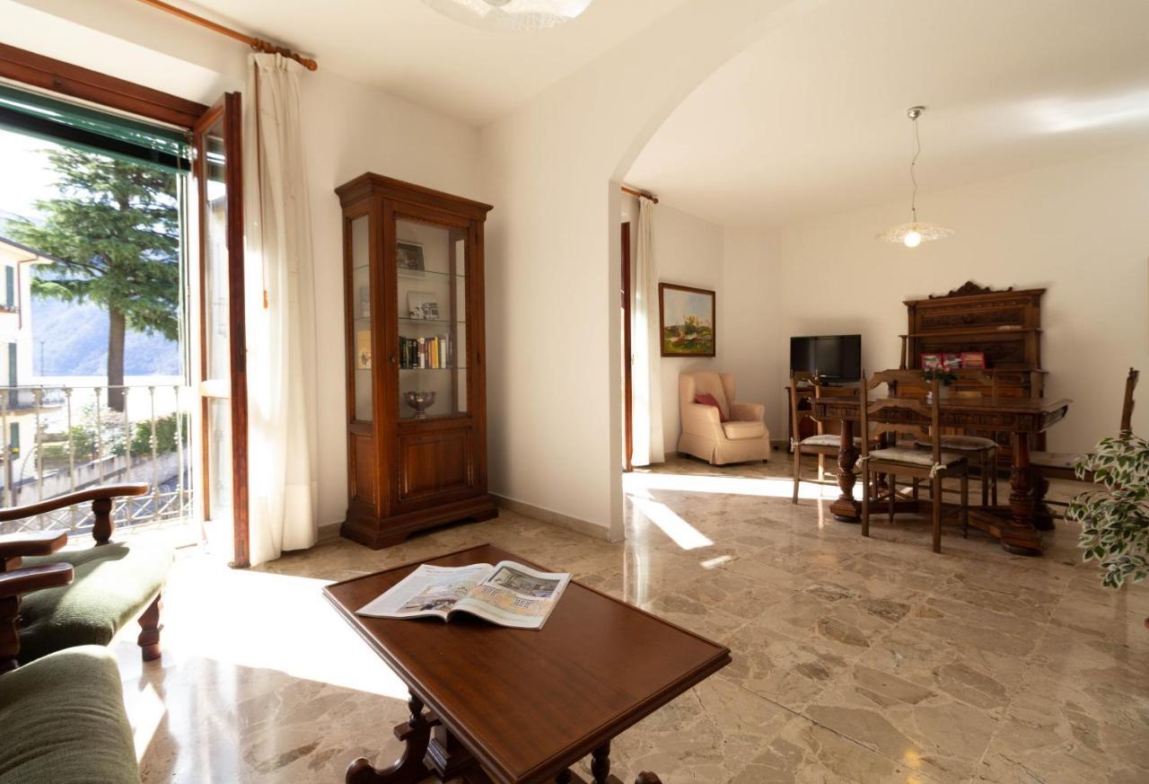 Mamma Ciccia Holiday Home - Lake Front Apartment แมนเดลโล เดล ลาริโอ ภายนอก รูปภาพ